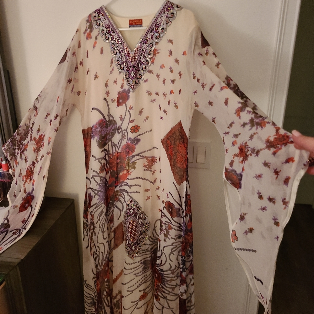 Arabian kaftan( Abaya)